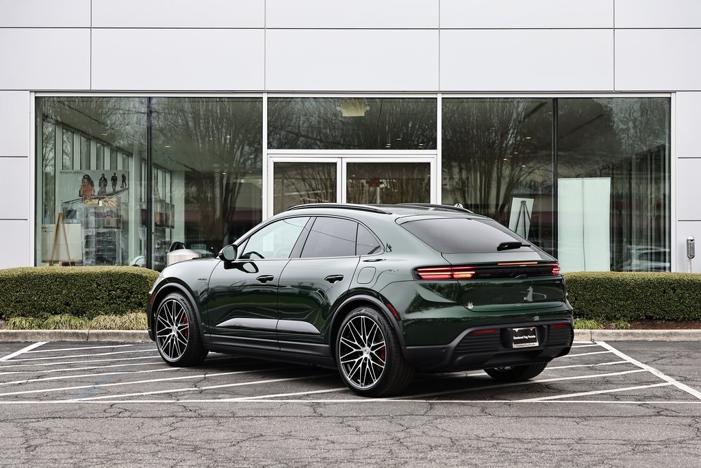 2025 Porsche Macan Electric photo 3