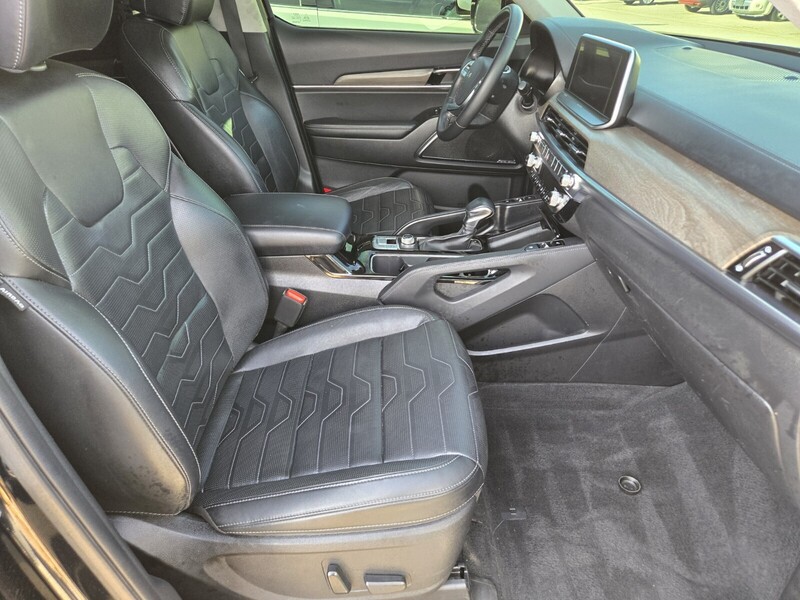 2022 Kia Telluride SX photo 3