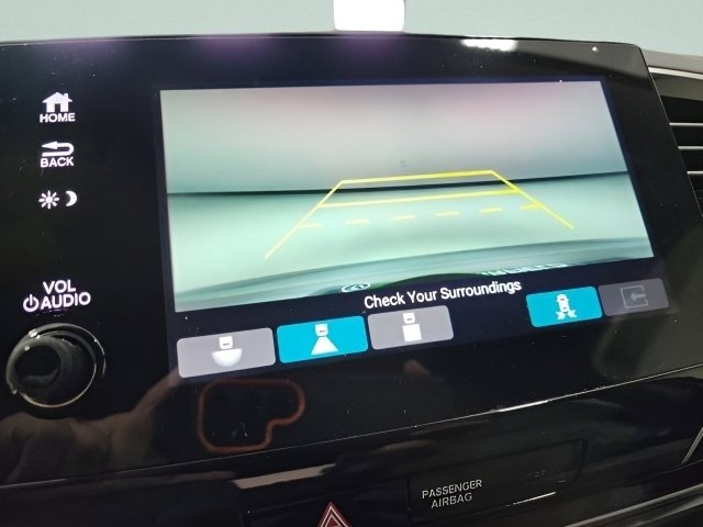 2021 Honda Pilot Touring photo 4