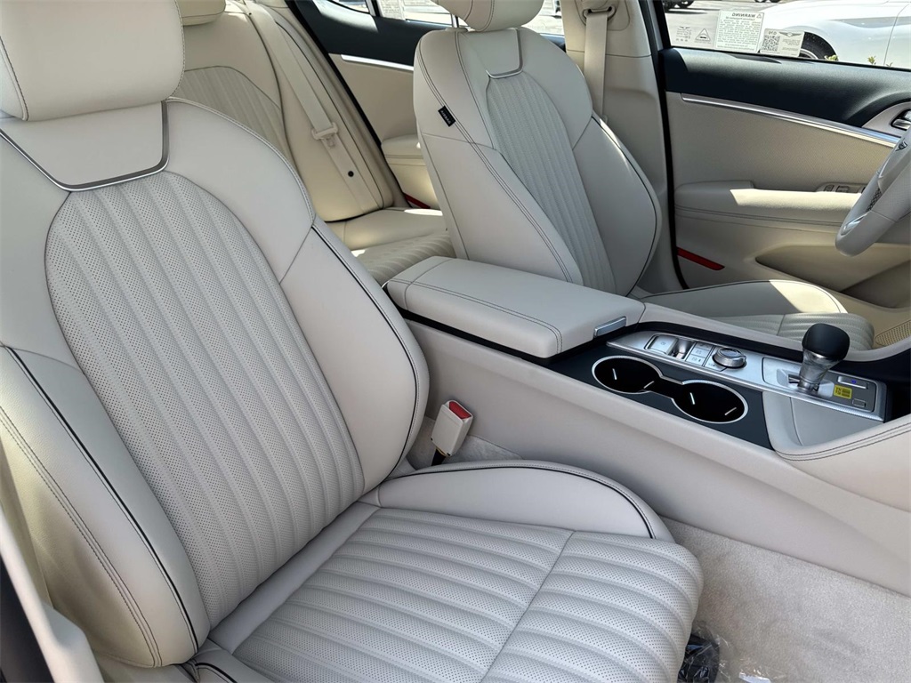 2026 Genesis G70 2.5T Prestige photo 27