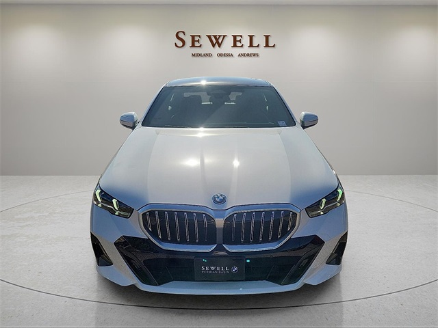 2026 Bmw 550e xDrive photo 8