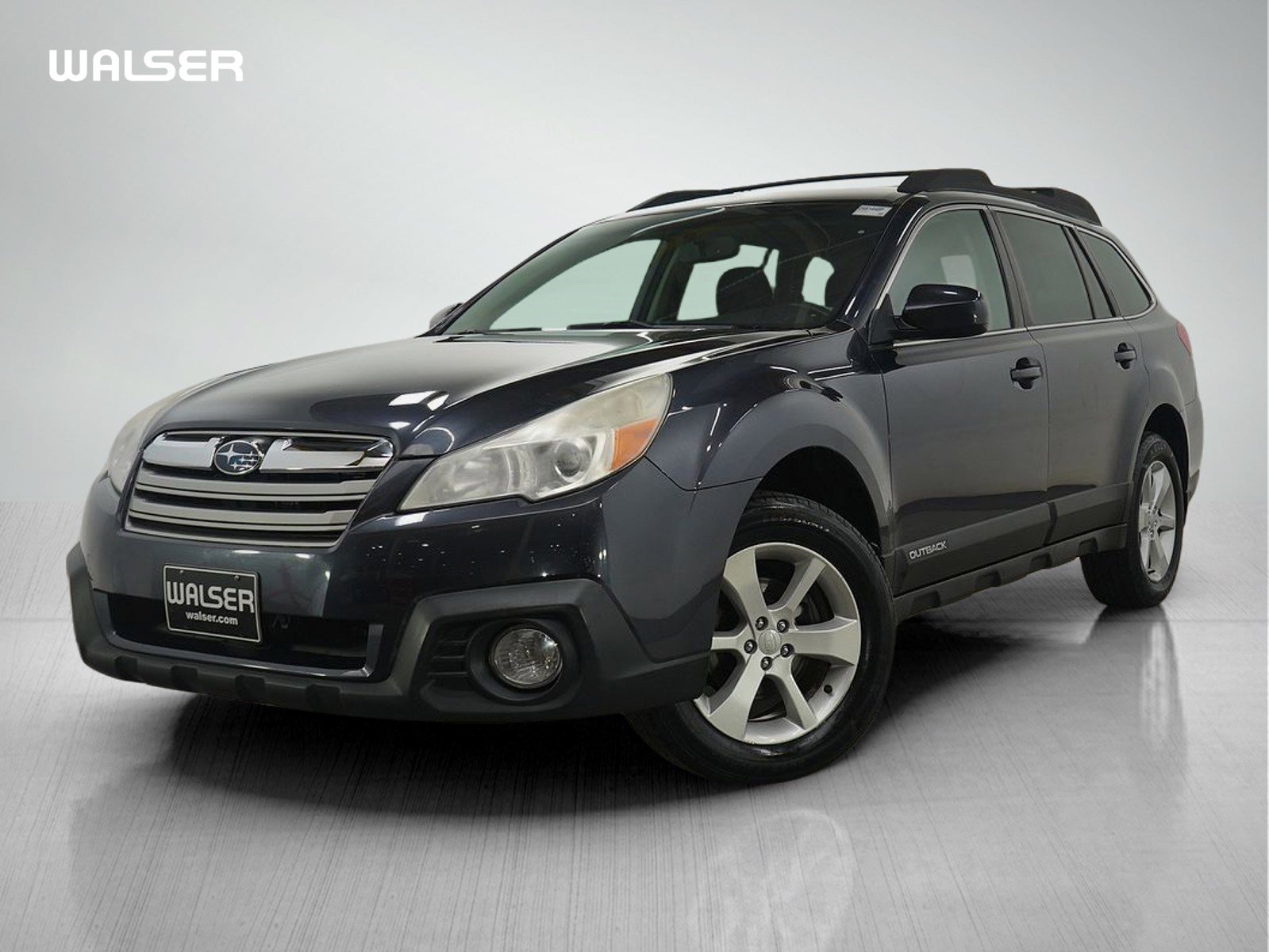 2013 Subaru Outback Premium's photo