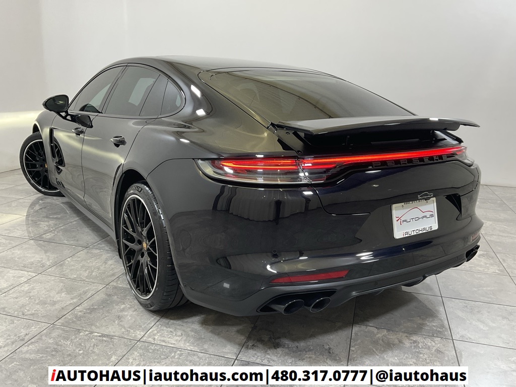 2022 Porsche Panamera Platinum photo 12