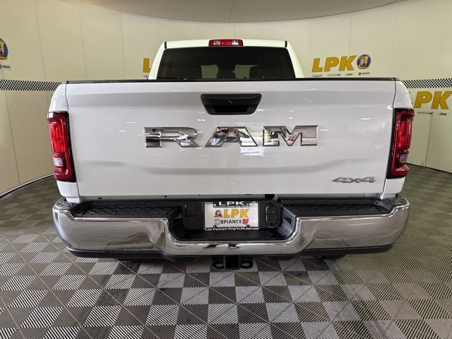 2025 Ram 2500 Tradesman photo 4