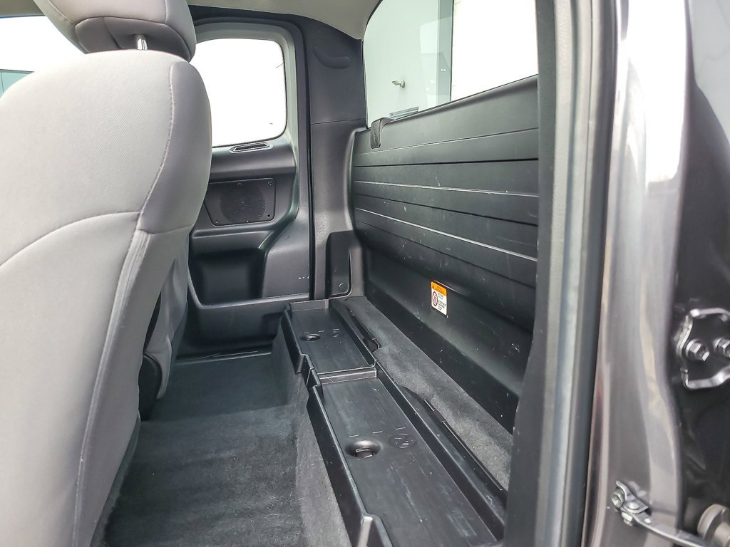 2022 TOYOTA TACOMA - Image 9