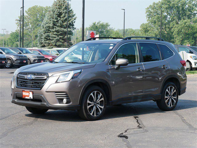 2023 Subaru Forester Limited photo 3