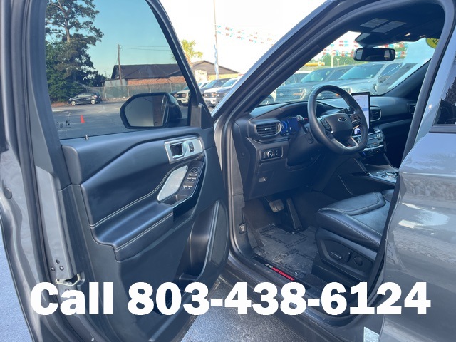 2024 Ford Explorer ST photo 4