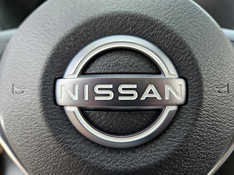 2025 Nissan Sentra SV photo 24