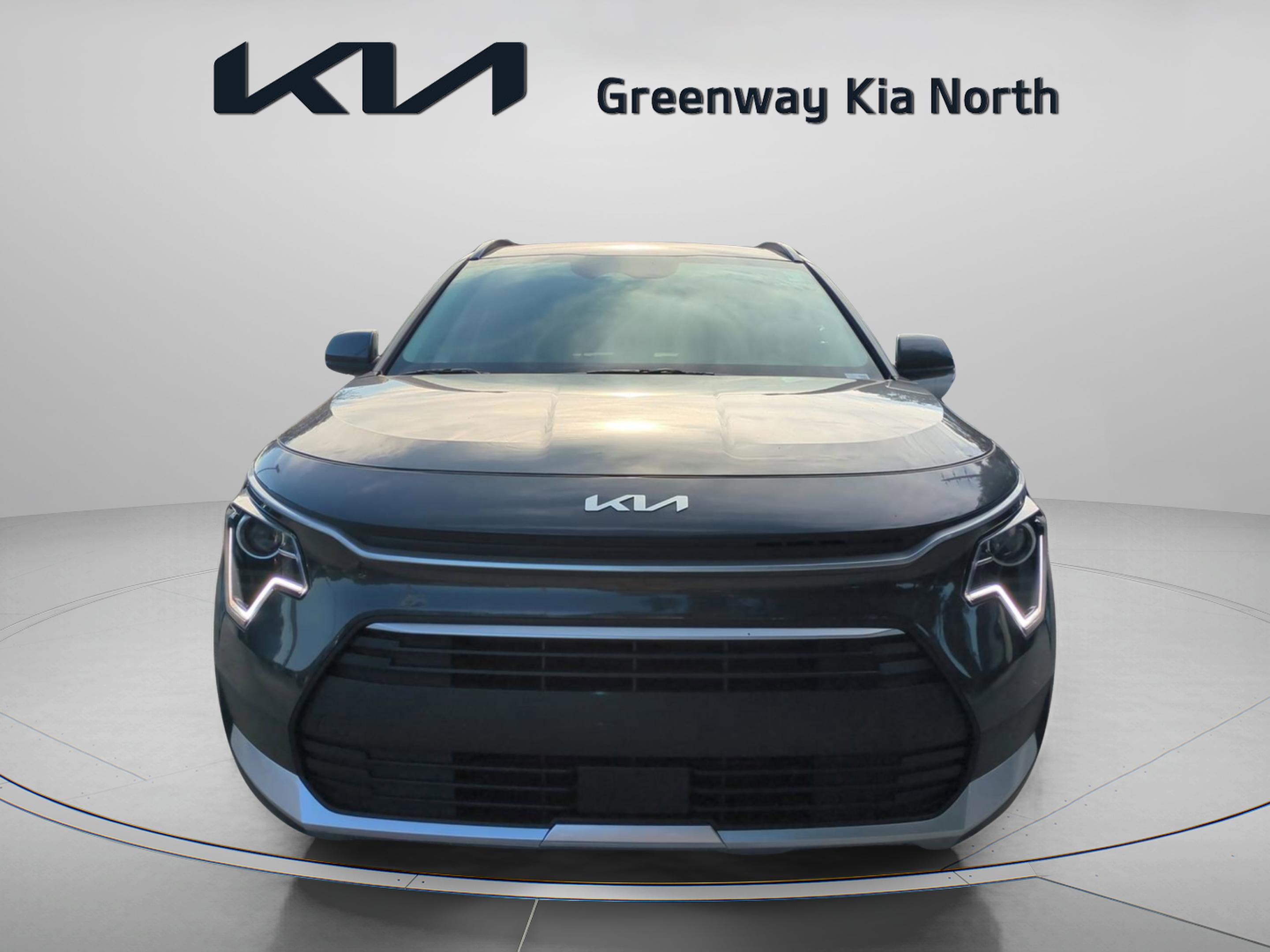 2025 Kia Niro EX photo 2