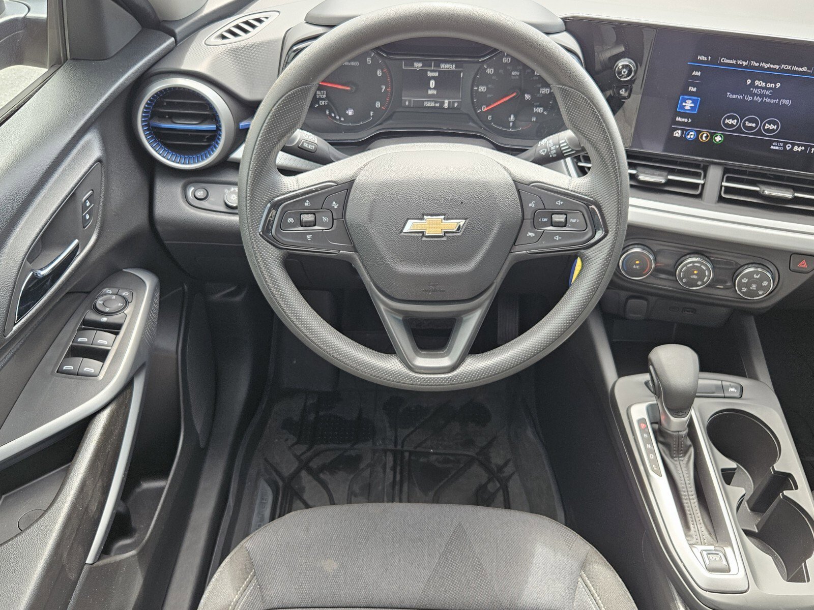 2024 Chevrolet Trax LS photo 5
