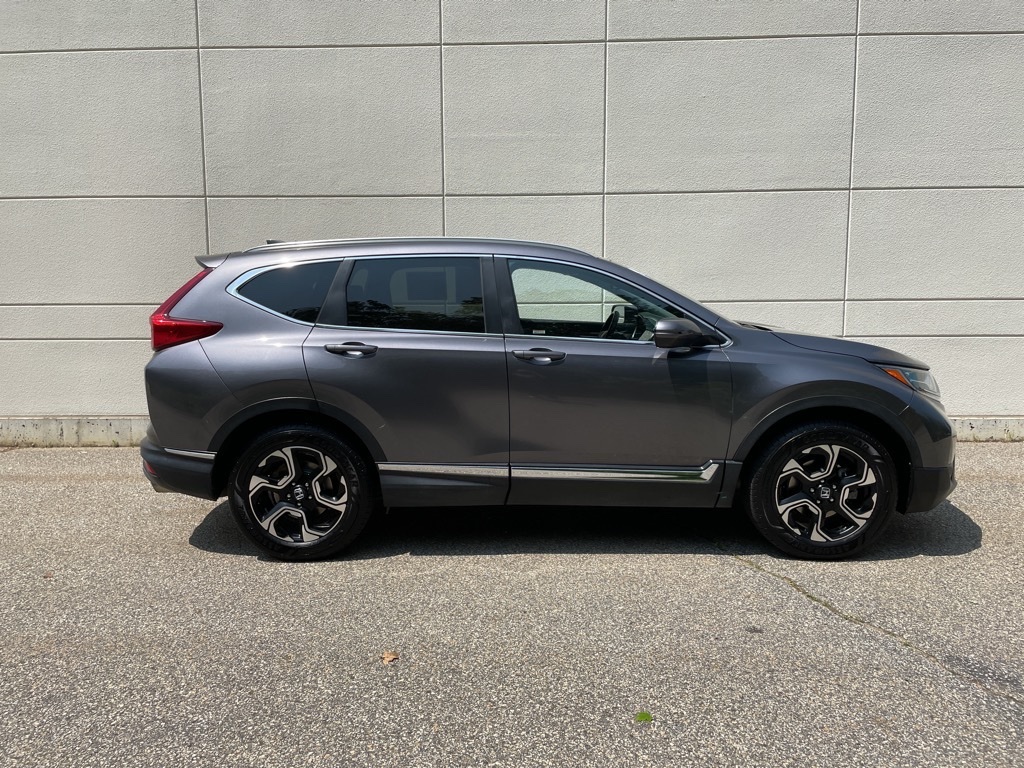2019 Honda CR-V Touring photo 2