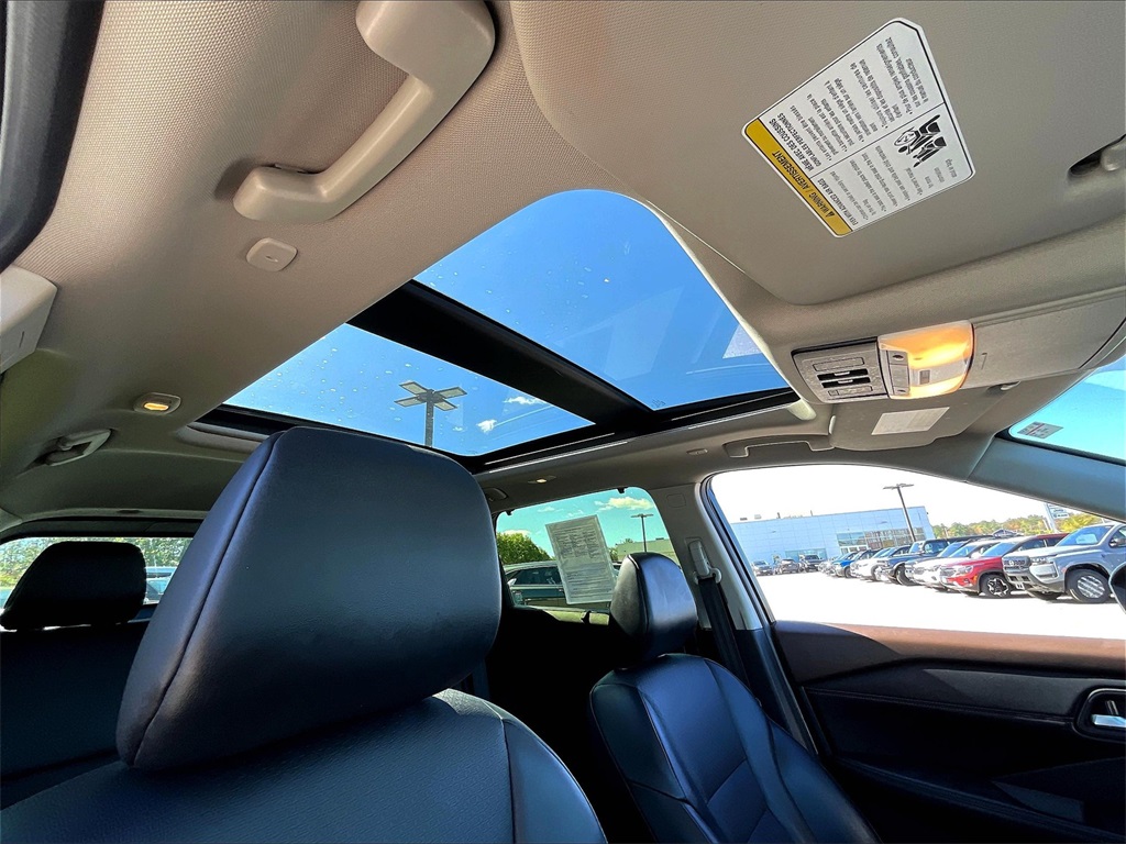 2023 Nissan Rogue SV photo 21
