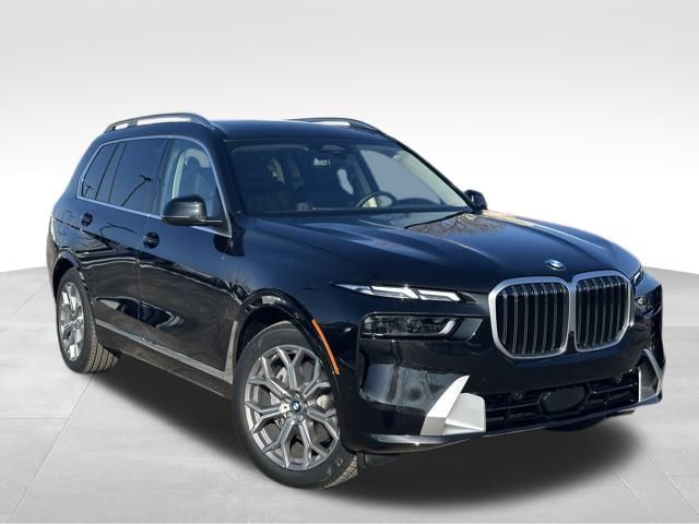 2026 BMW X7 40i's photo