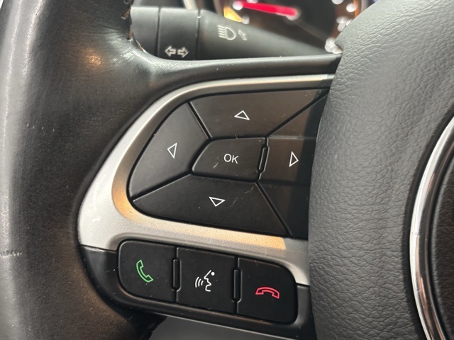 2017 Jeep Compass Limited photo 16