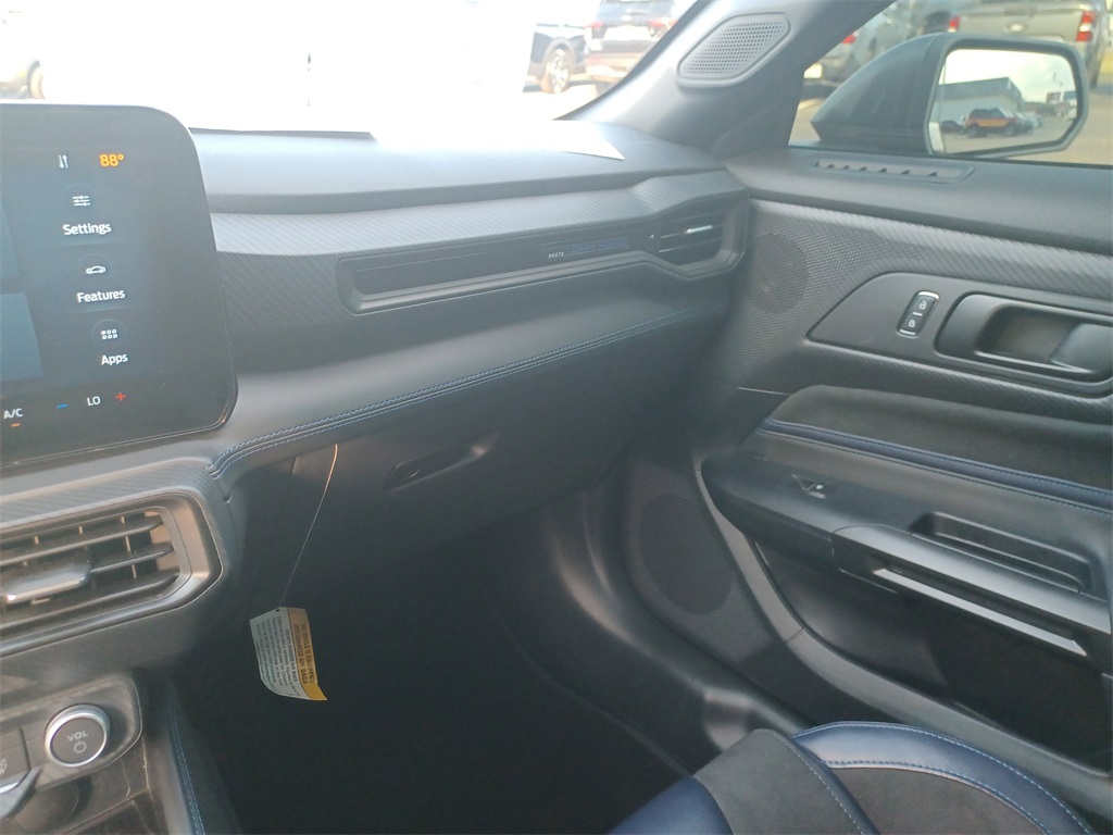 2024 Ford Mustang Dark Horse photo 17
