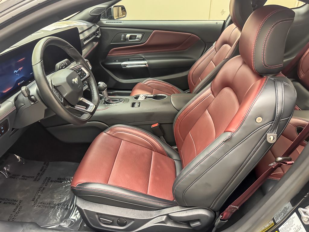 2025 FORD MUSTANG - Image 10