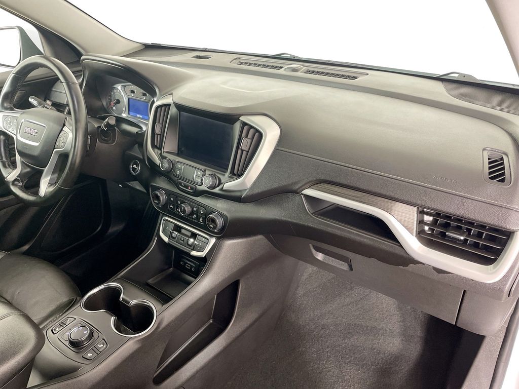 2024 Gmc Terrain SLT photo 27