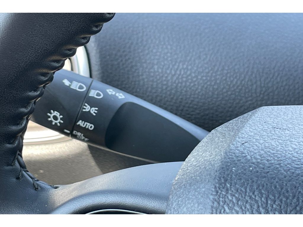 2022 Toyota Prius Prime XLE photo 31