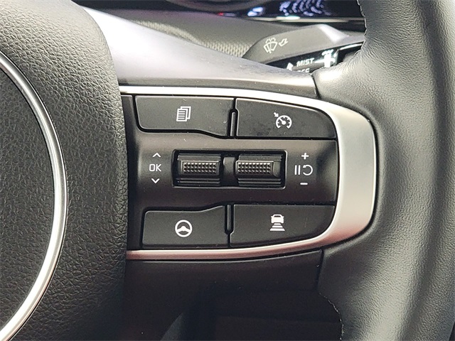 2024 Kia K5 GT-Line photo 28