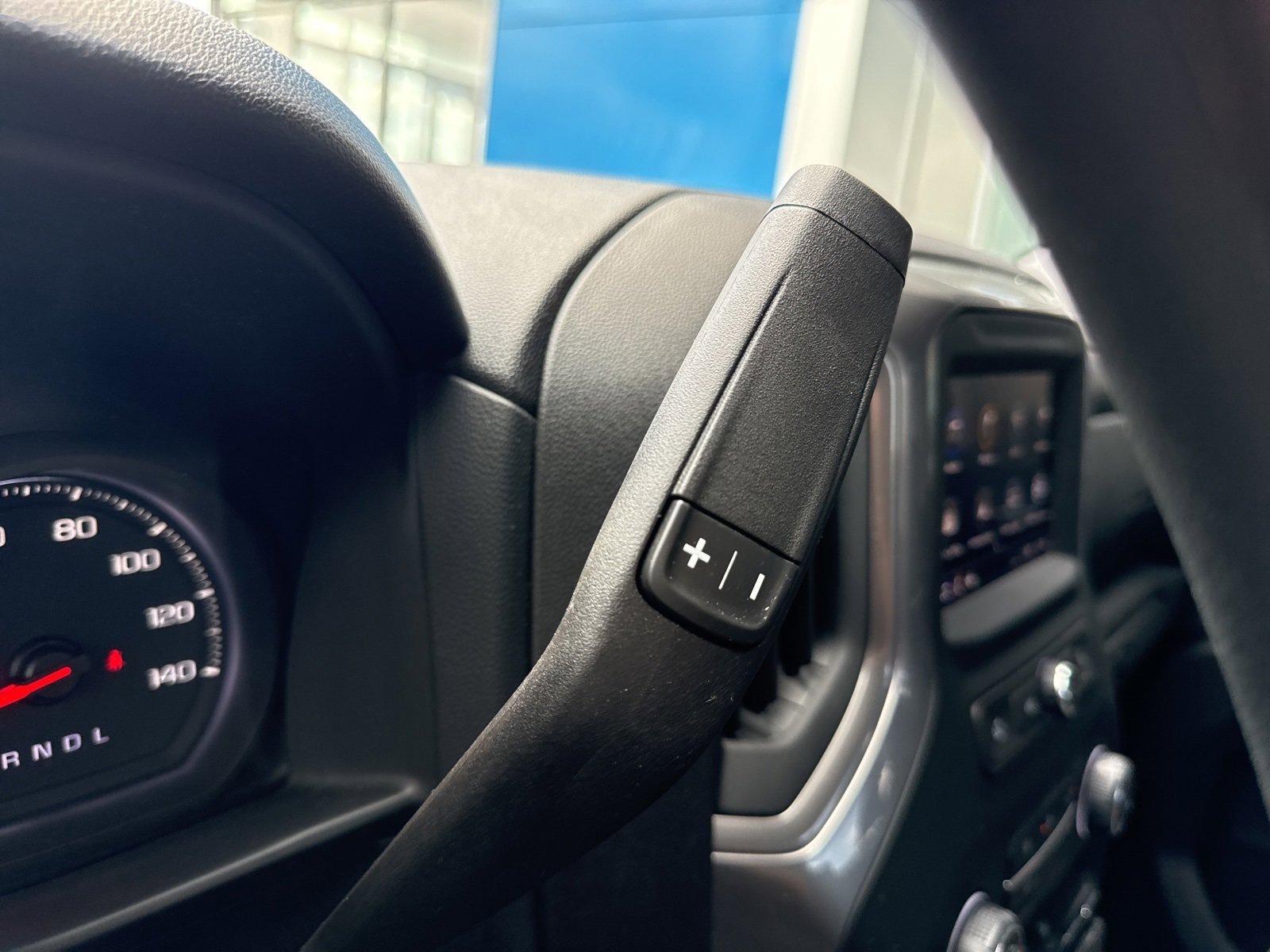 2024 Chevrolet Silverado 2500HD Custom photo 34