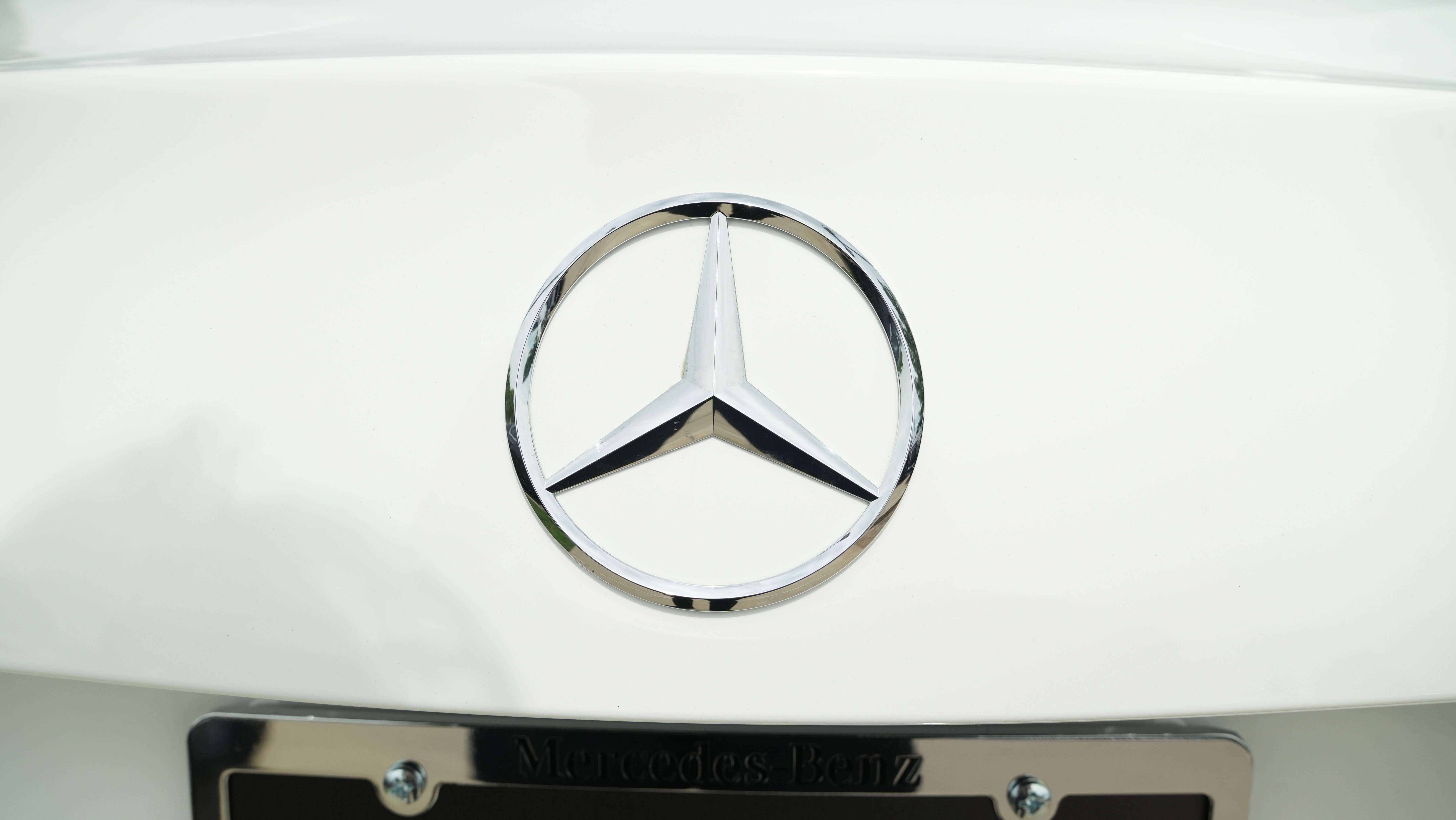 2025 Mercedes Benz C 300 4MATIC photo 3