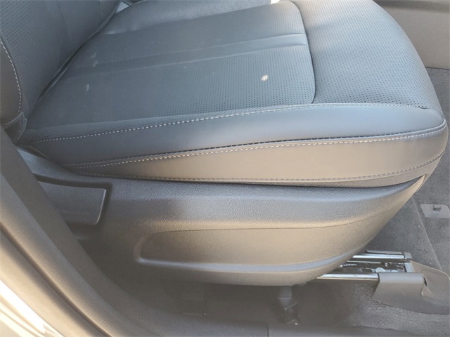 2025 Kia Sorento S photo 28