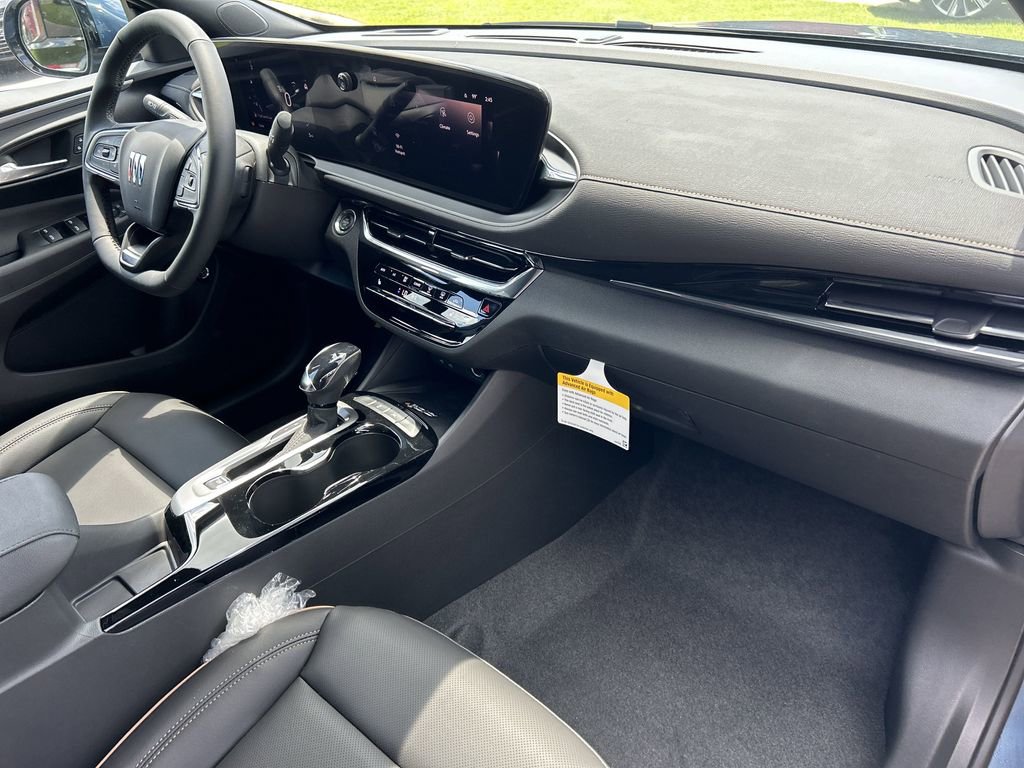 2025 Buick Envista Avenir photo 11