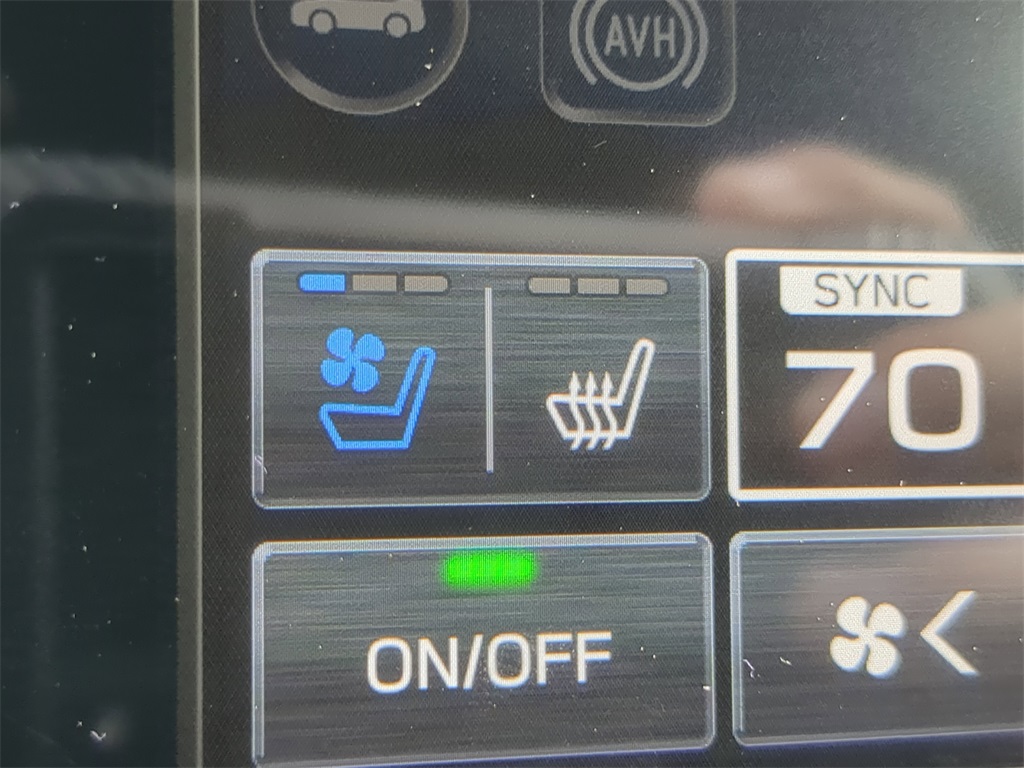 2025 Subaru Forester Touring photo 22
