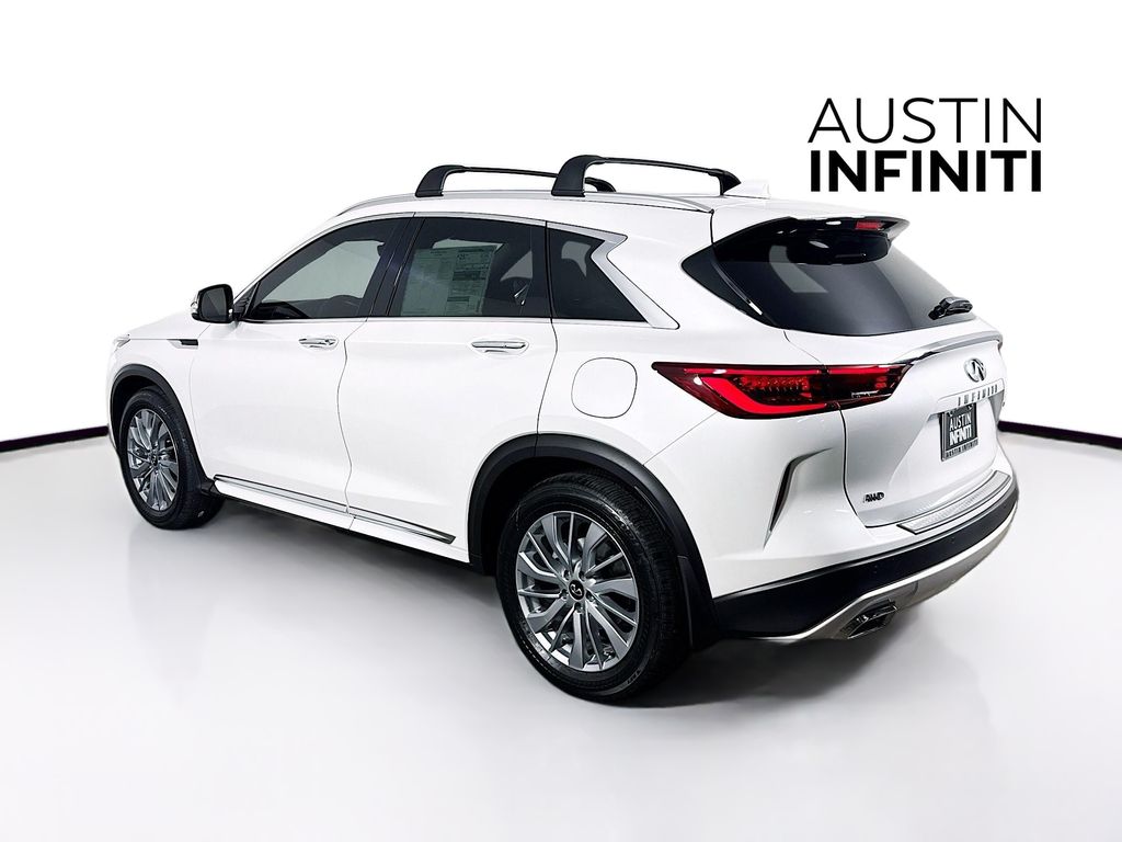 2025 Infiniti QX50 Luxe photo 5
