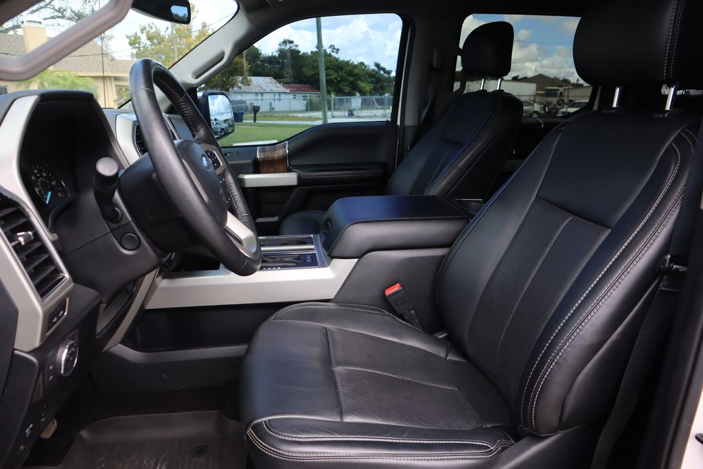 2019 Ford F-150 Lariat photo 20