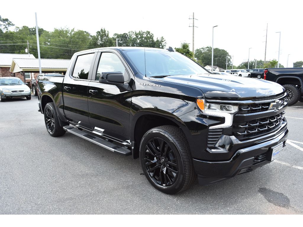 2025 Chevrolet Silverado 1500 RST photo 5
