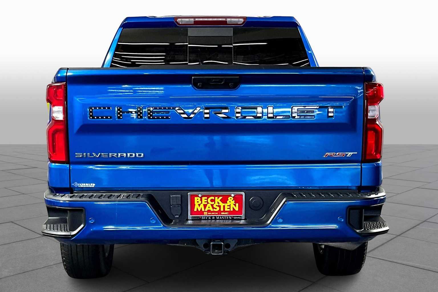 2022 Chevrolet Silverado 1500 RST photo 4