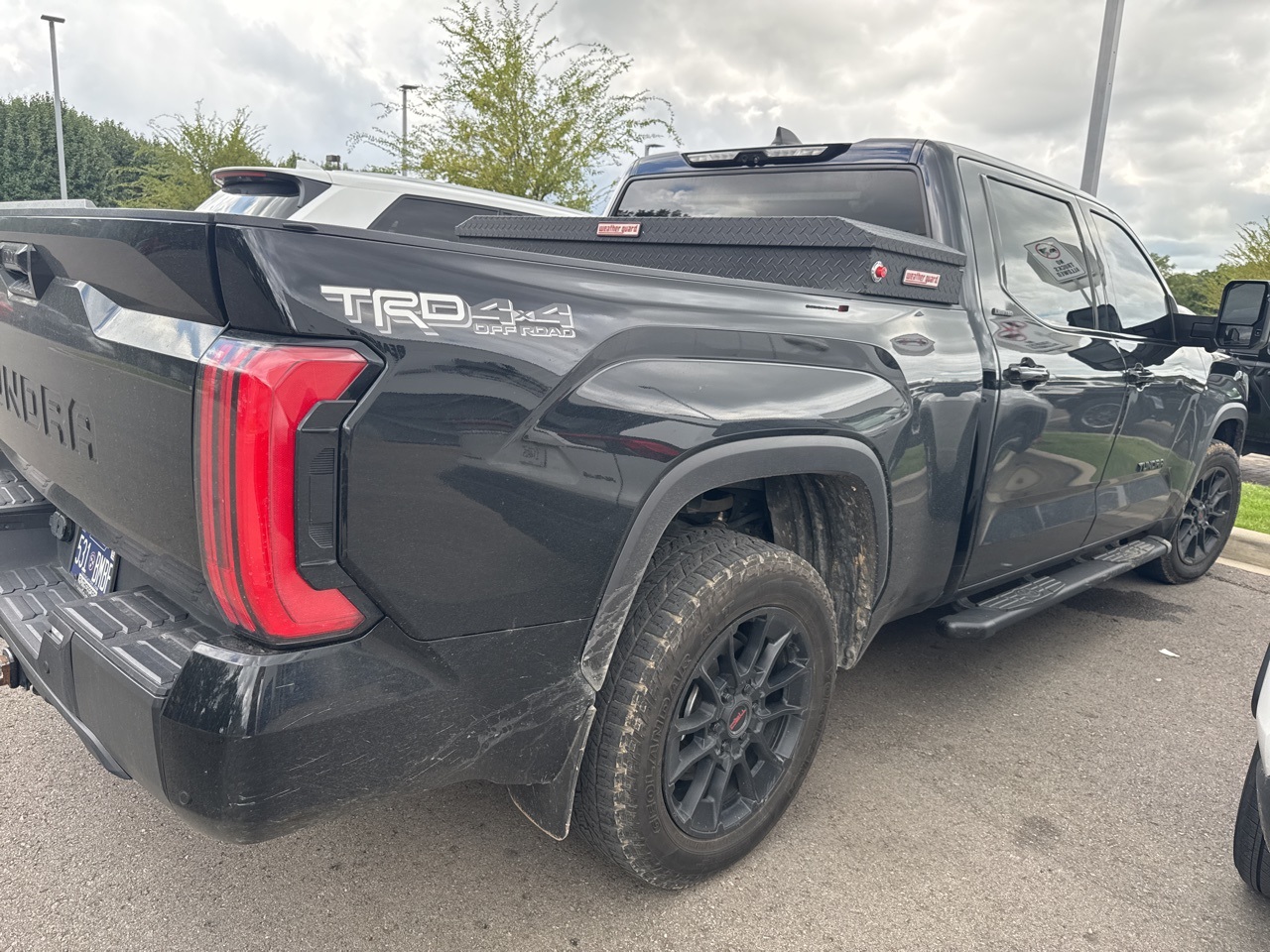 2024 Toyota Tundra Limited photo 2