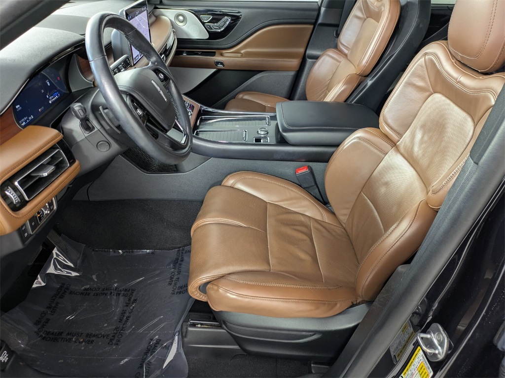2021 Lincoln Aviator Grand Touring photo 9