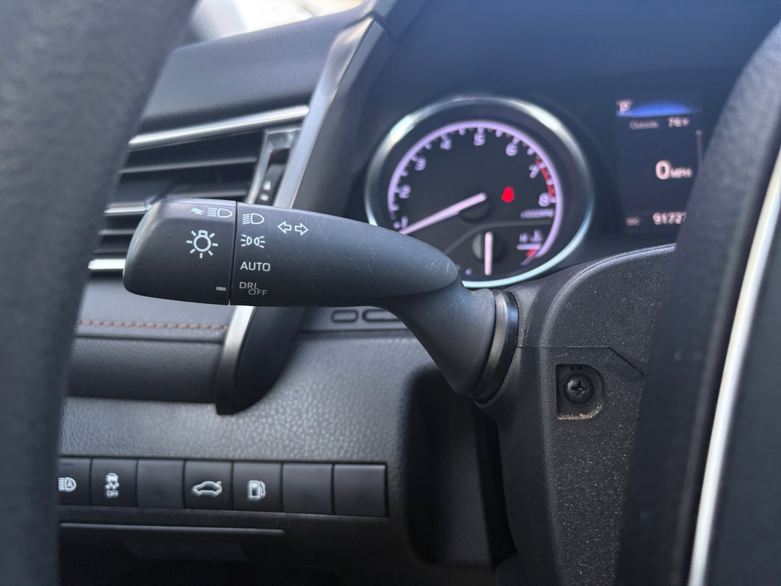 2018 Toyota Camry L photo 20