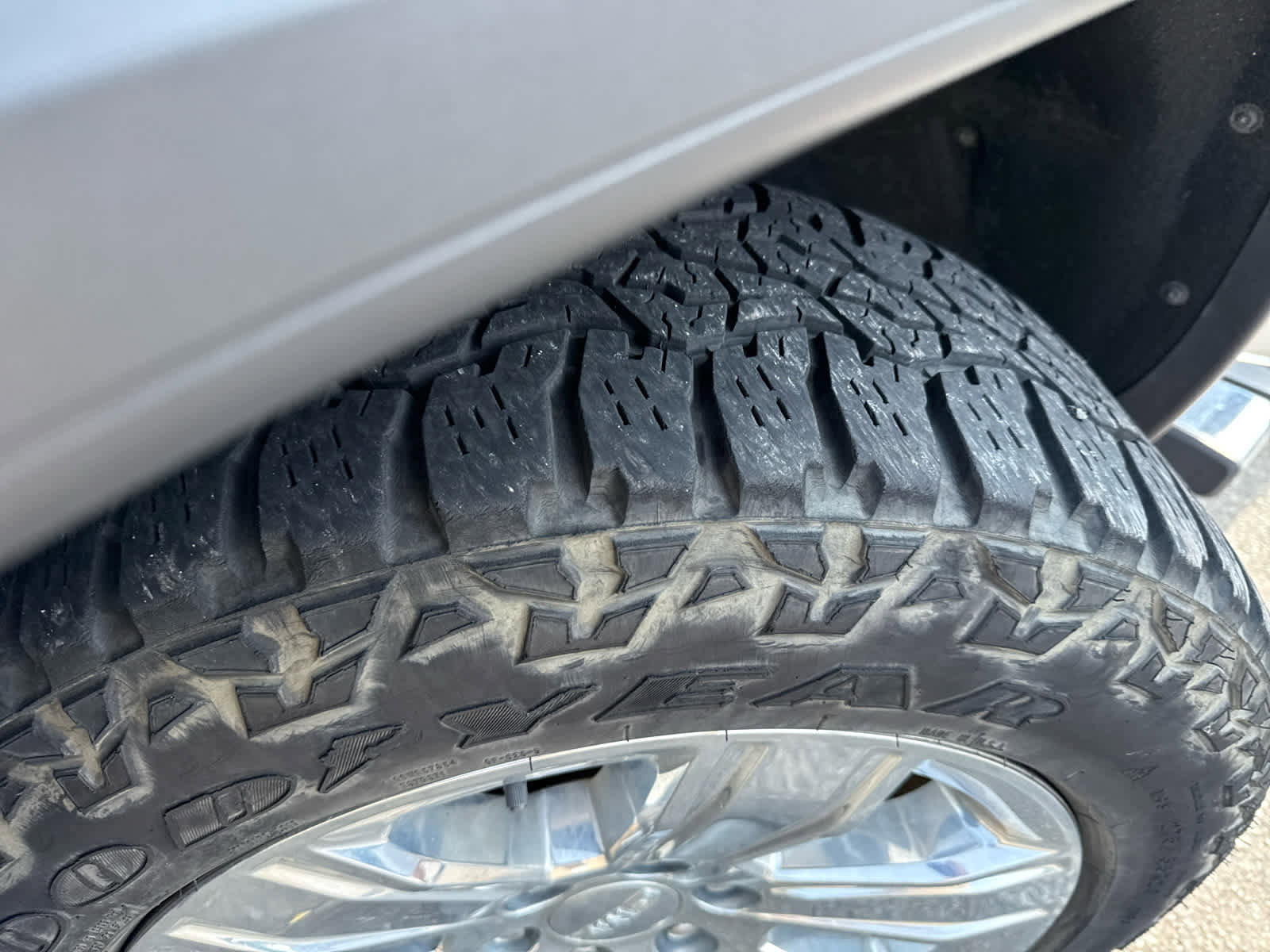 Used 2018 GMC Sierra 1500 SLT with VIN 3GTU2NEJ6JG206088 for sale in Little Rock