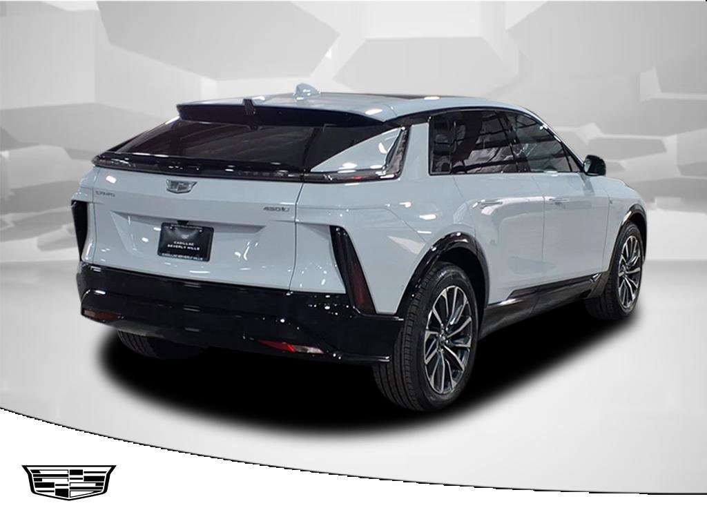 2026 Cadillac Lyriq Sport photo 2