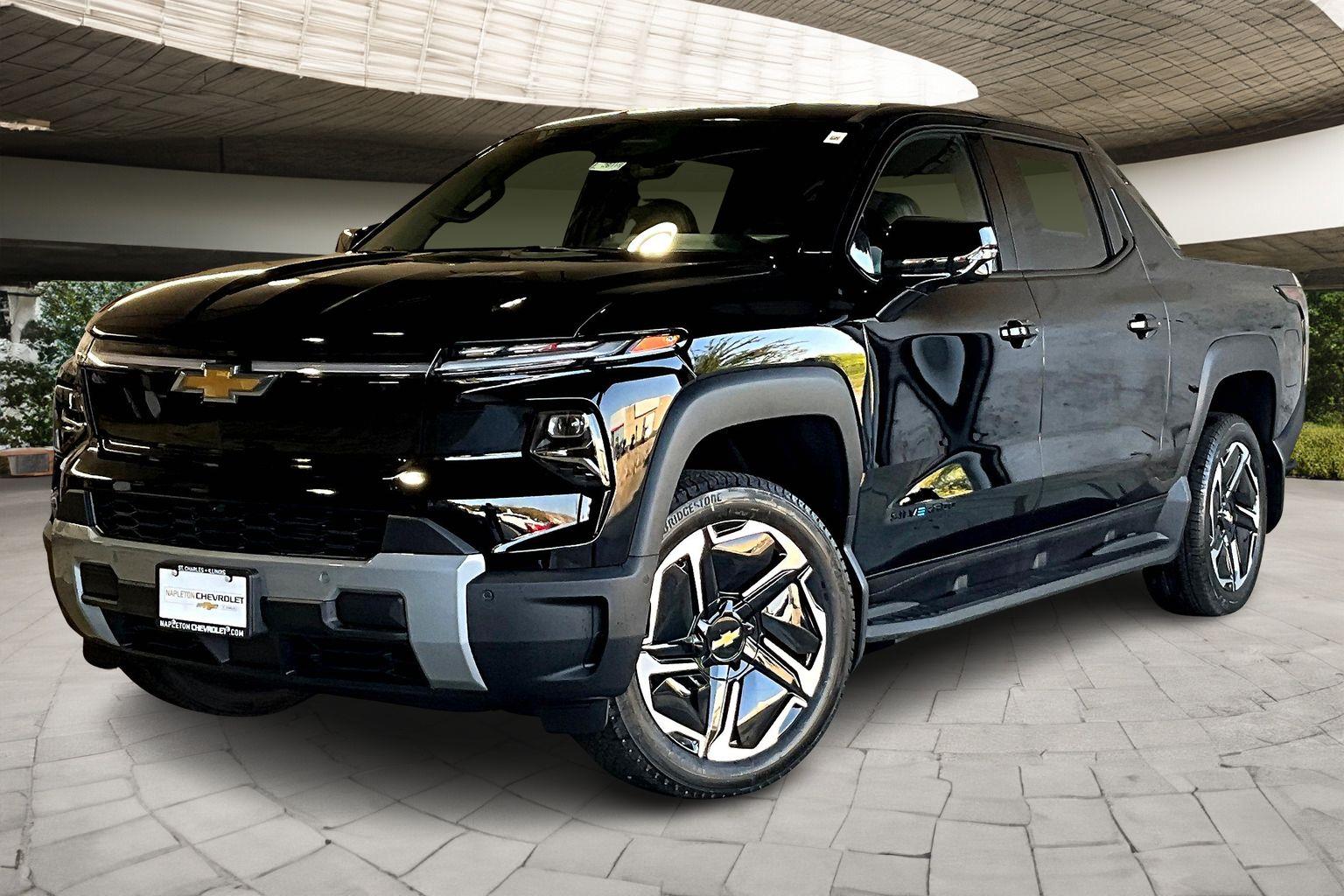 2026 Chevrolet Silverado EV LT's photo