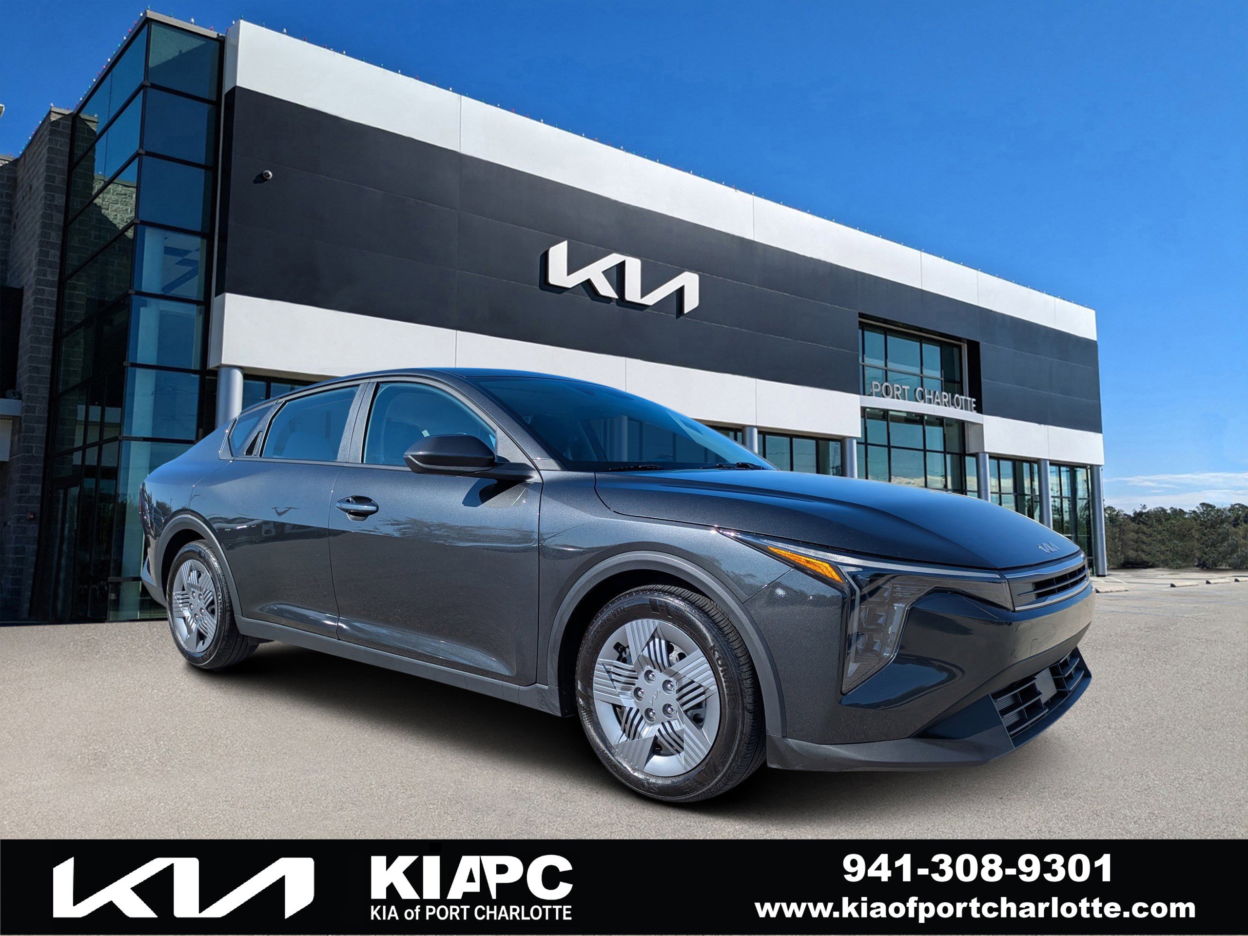 2025 Kia K4 LX's photo