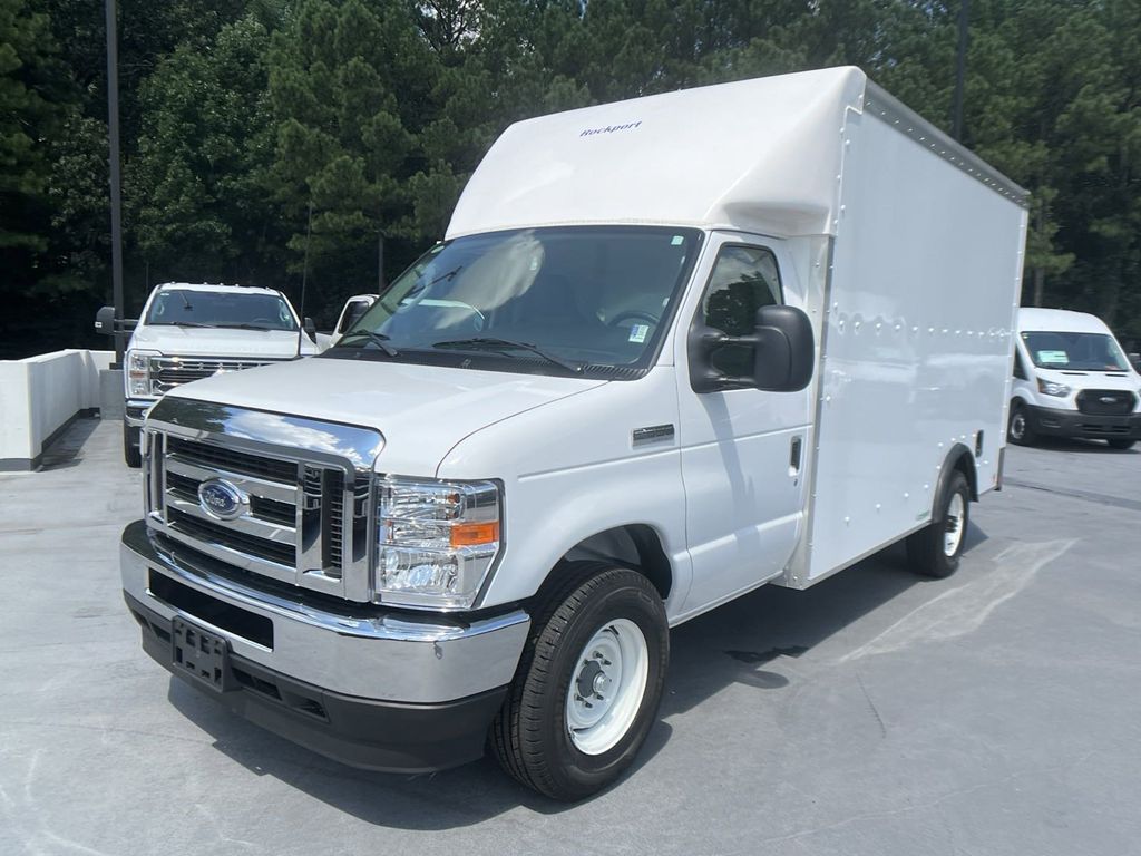2025 Ford E-350 Base photo 3