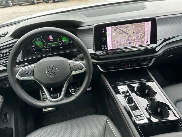 2025 Volkswagen Atlas Cross Sport SEL Premium R-Line photo 29