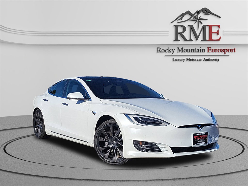 2021 Tesla Model S Long Range Plus's photo
