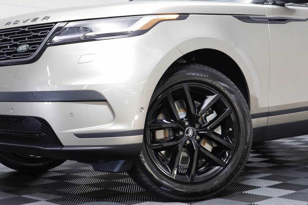 2026 Land Rover Range Rover Velar S photo 2