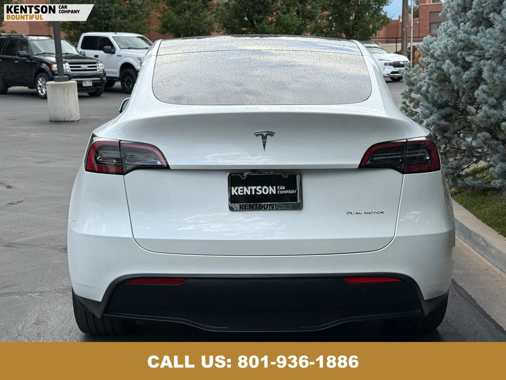 2023 Tesla Model Y Long Range photo 6