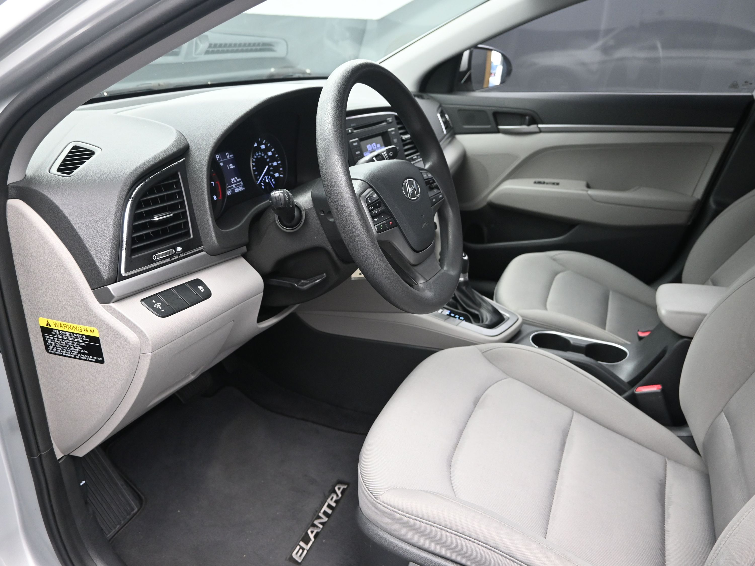 2018 Hyundai Elantra SE photo 6