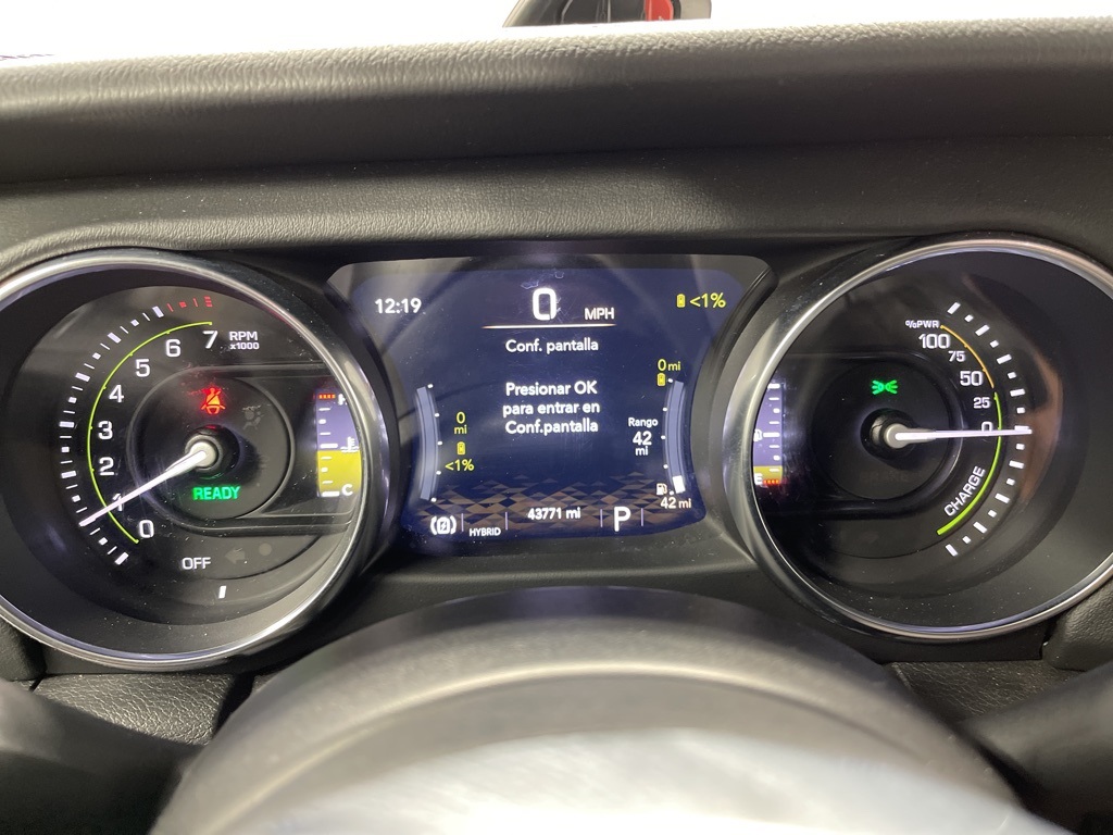 2023 Jeep Wrangler Sahara 4xe photo 5