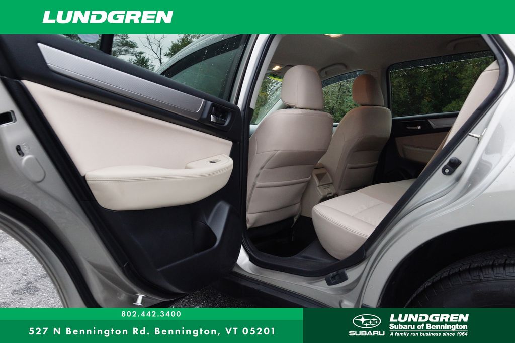 2019 Subaru Outback 2.5i Premium photo 12