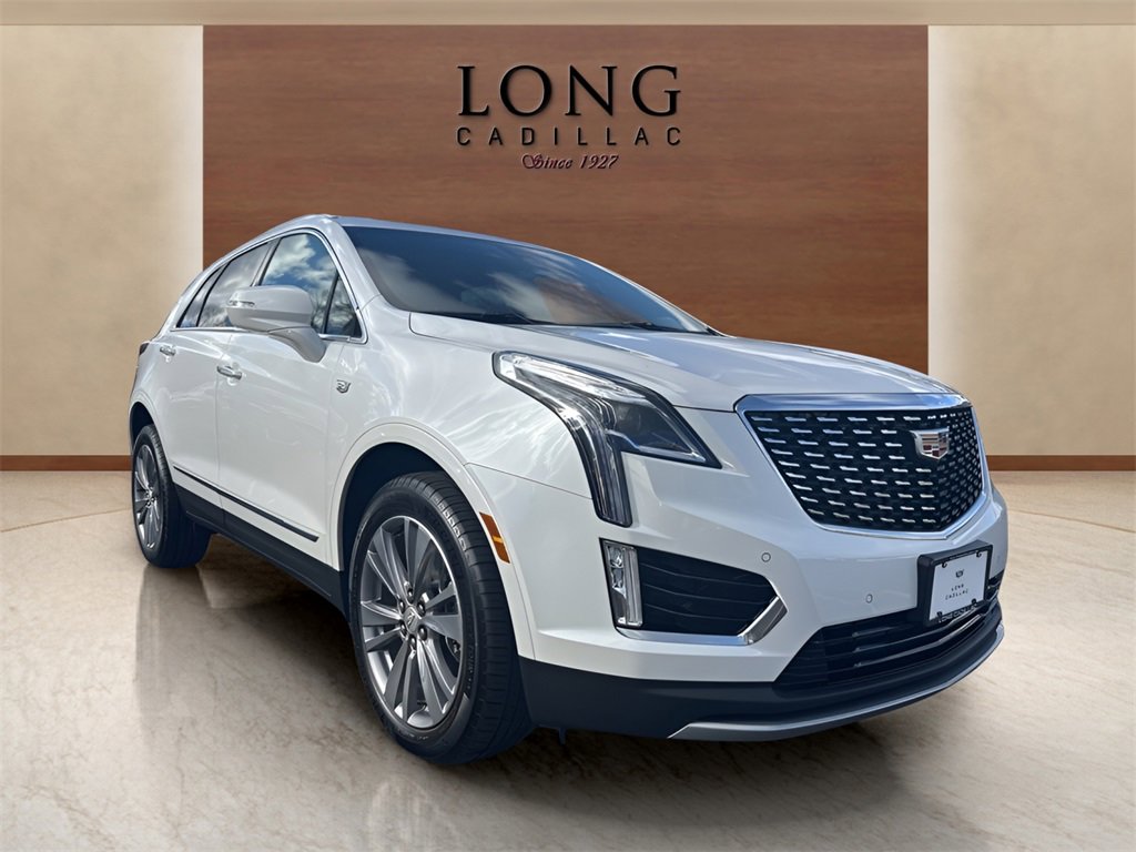 2025 Cadillac XT5 Premium Luxury photo 3