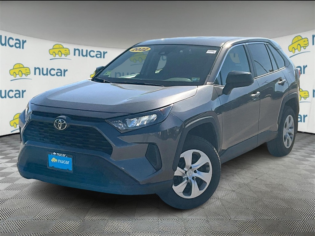 2022 Toyota RAV4 LE photo 3