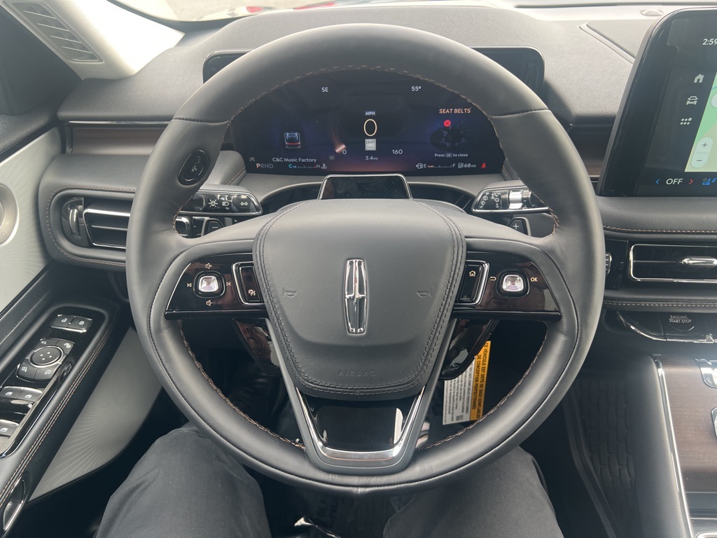 2025 Lincoln Aviator Reserve photo 8